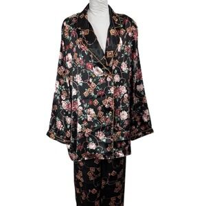 Vintage Go Softly Satin Floral Pajama Set Size 1X‎ Double Breasted Shoulder Pads